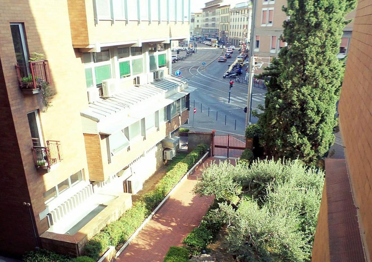 مبيت وإفطار Station Firenze المظهر الخارجي الصورة